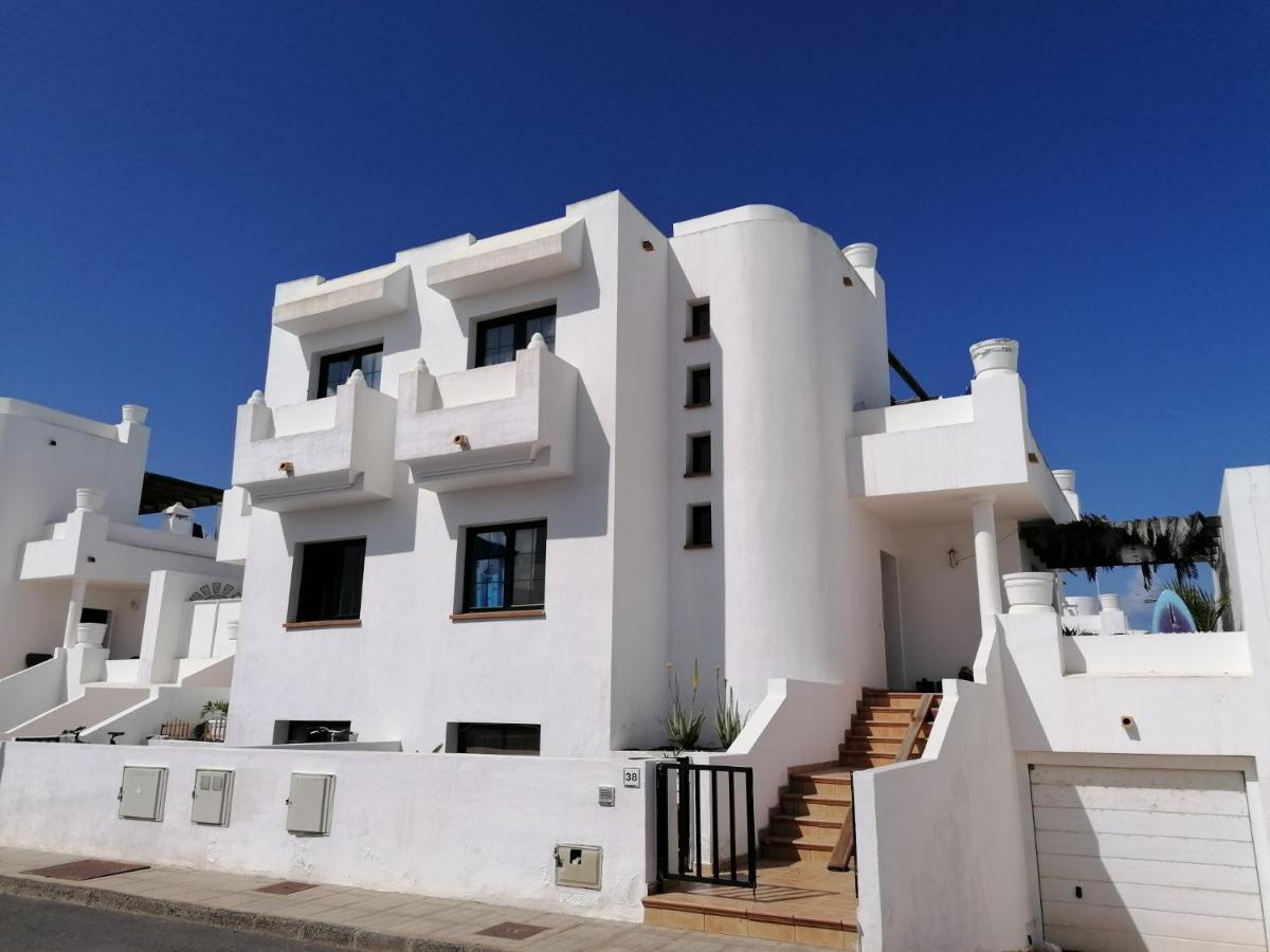 Surf Dream Surfhouse Hostel Коралео Екстериор снимка