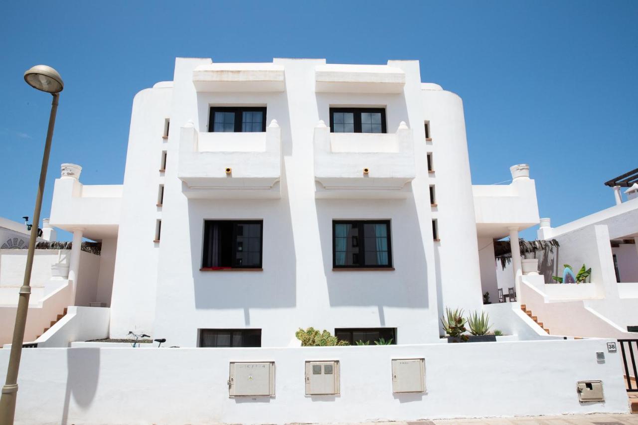Surf Dream Surfhouse Hostel Коралео Екстериор снимка