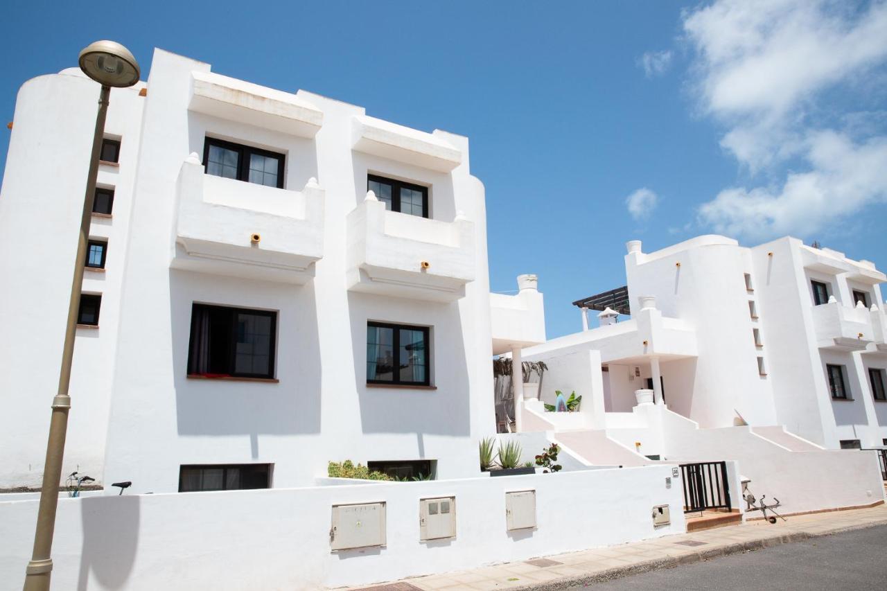 Surf Dream Surfhouse Hostel Коралео Екстериор снимка
