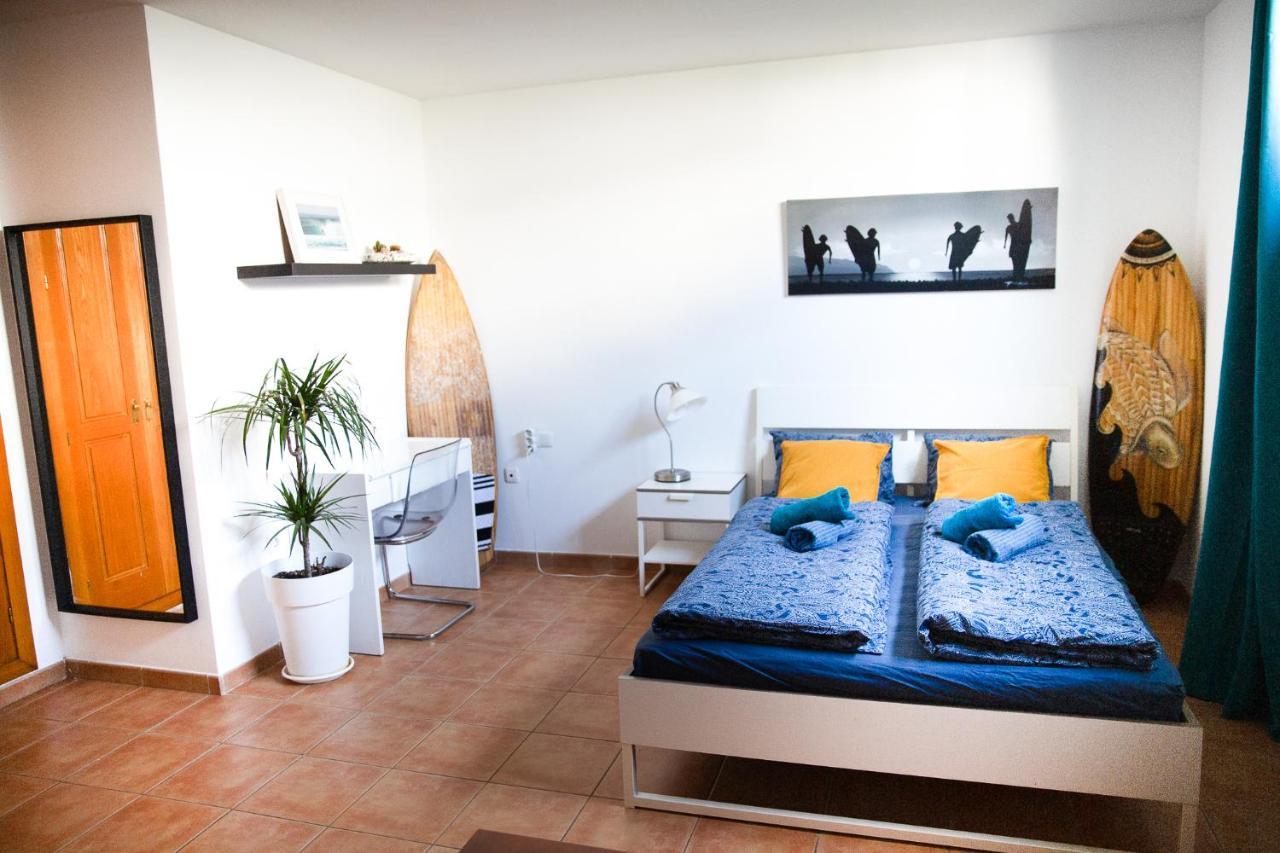 Surf Dream Surfhouse Hostel Коралео Екстериор снимка