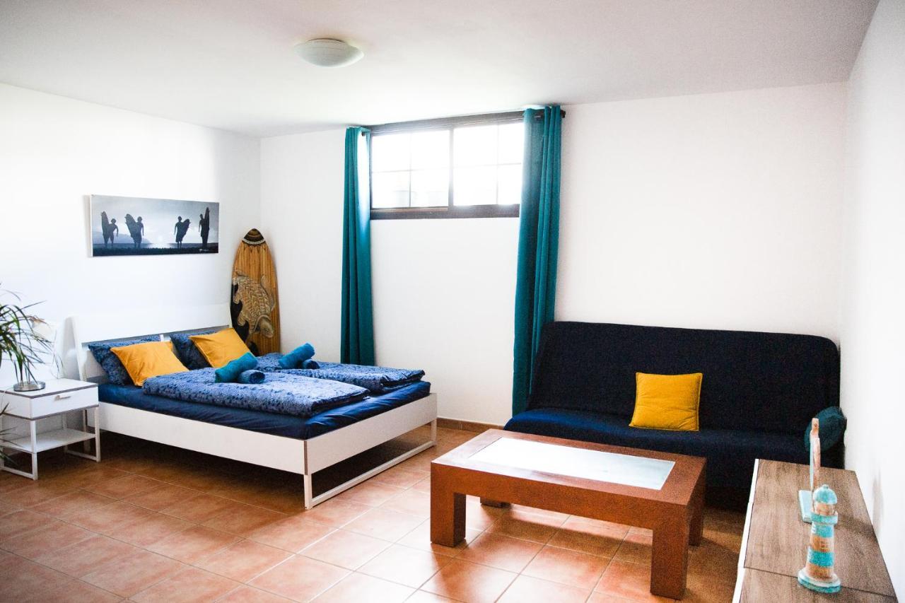Surf Dream Surfhouse Hostel Коралео Екстериор снимка